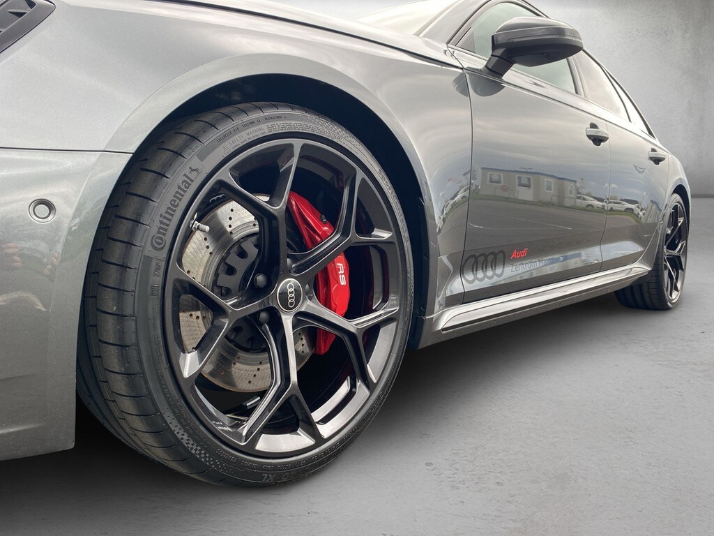 Image about Audi RS 4 Avant TFSI quattro tiptronic