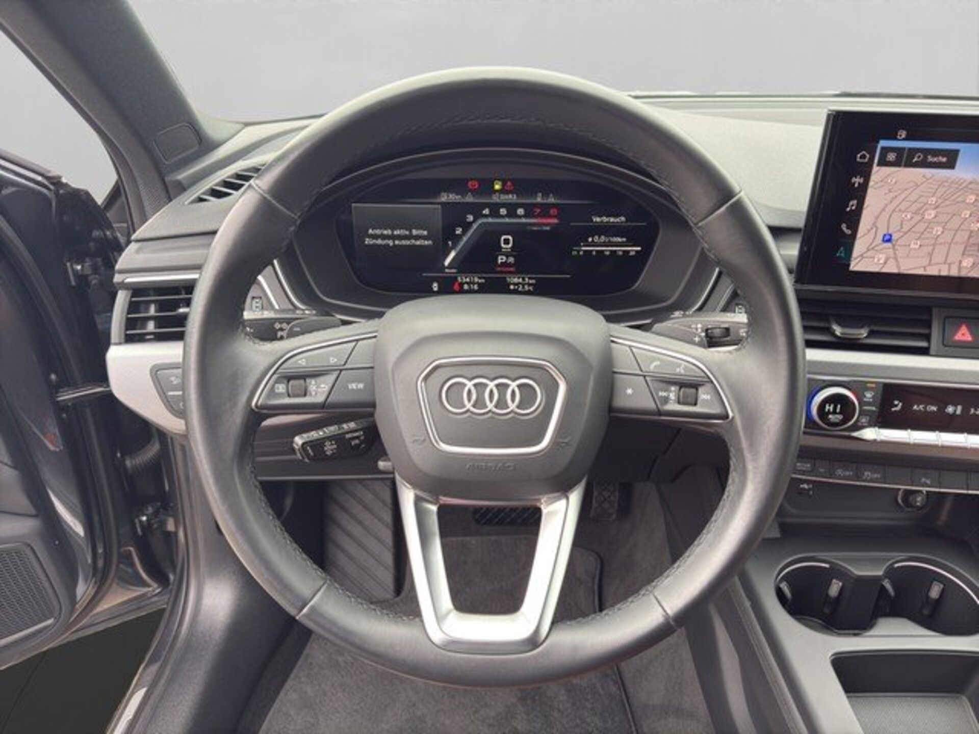 Audi A4 Avant S line