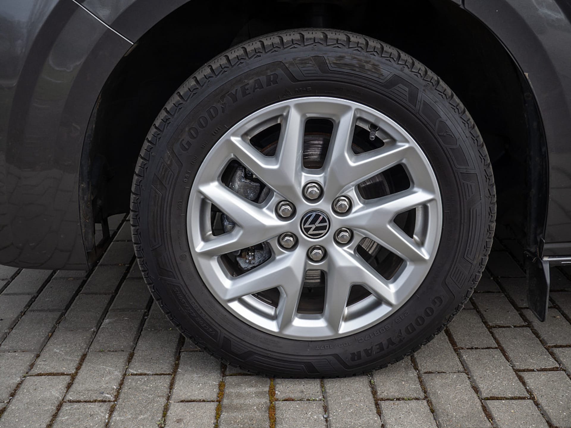 Volkswagen Caravelle Style