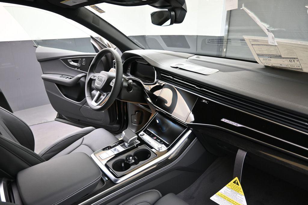 2026 Audi Q8 Prestige - Photo 12