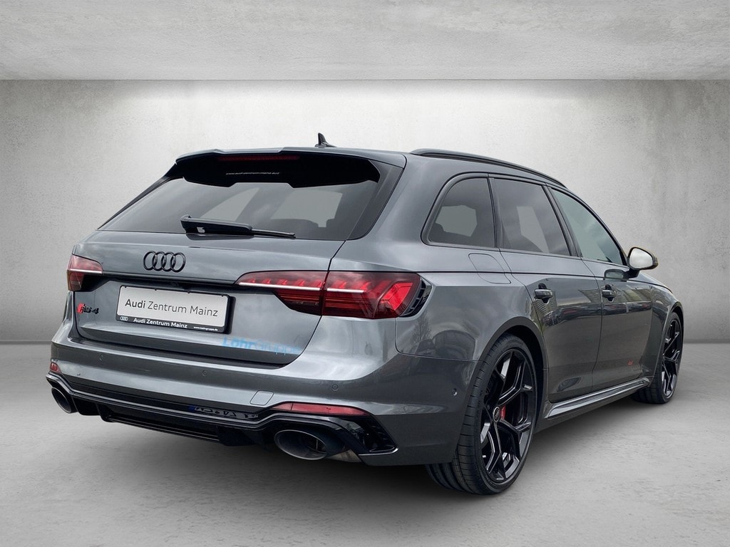 Image about Audi RS 4 Avant TFSI quattro tiptronic
