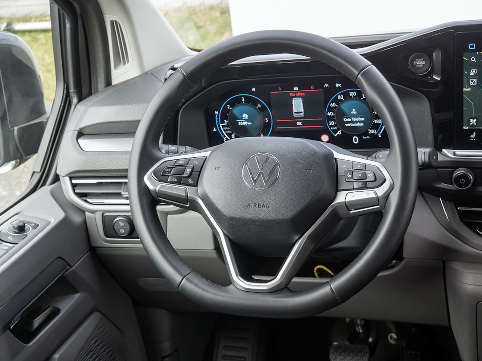 Volkswagen Caravelle Style