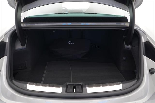 2022 Porsche Taycan S - Photo 12