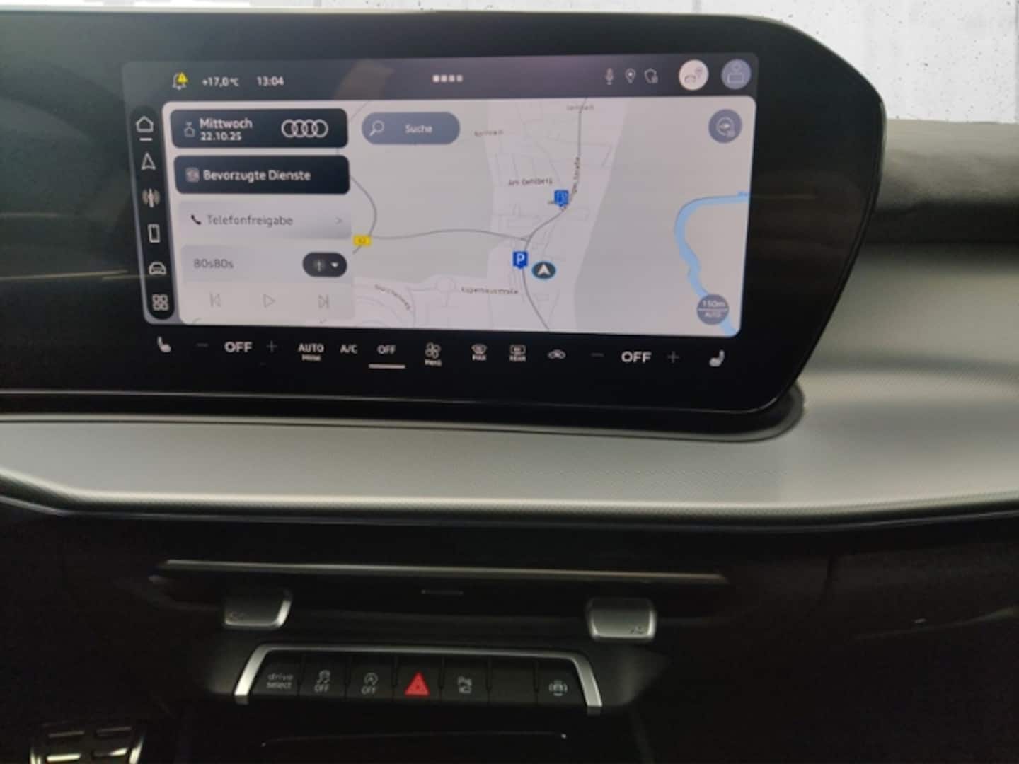 Bild über Audi Q3 SUV TFSI 110 kW S tronic - für weitere Informationen kontaktieren Sie den Audi Partner