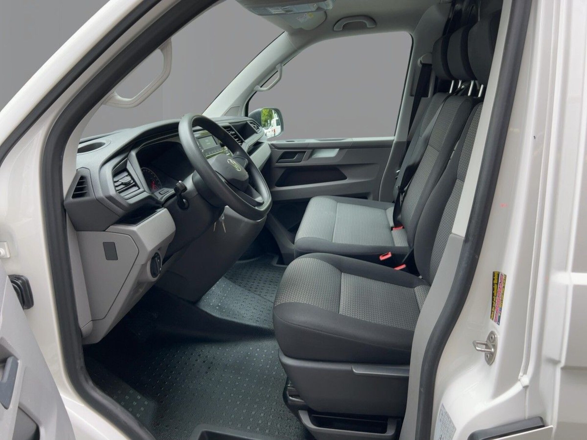 Volkswagen T6.1 Transporter Kasten kurzer Radstand