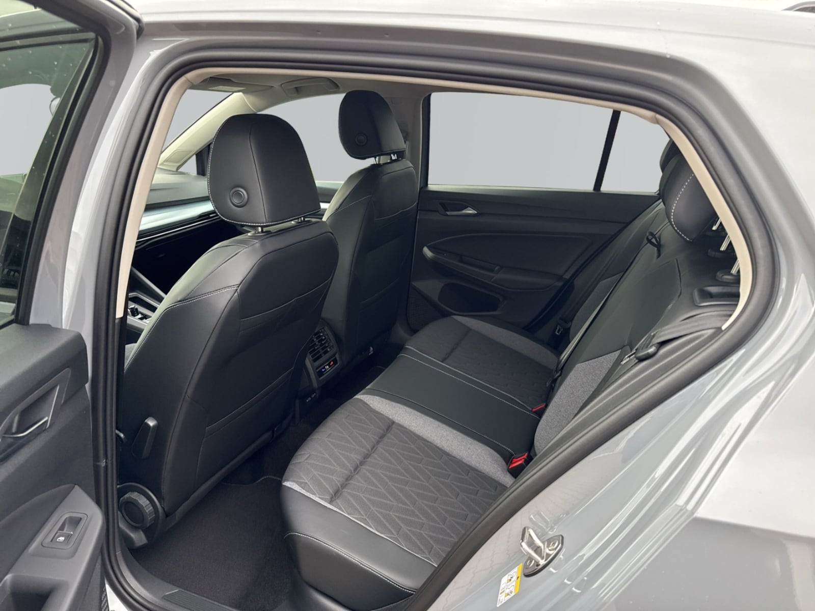 Volkswagen Golf – Bild 9