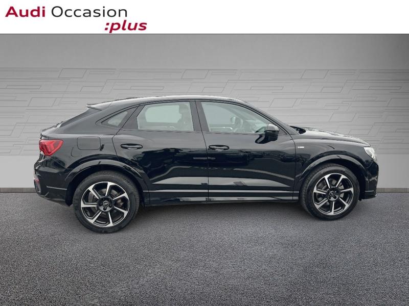 Image about Audi Q3 Sportback TFSI e S line 45 TFSI e 180 kW (245 ch) S tronic