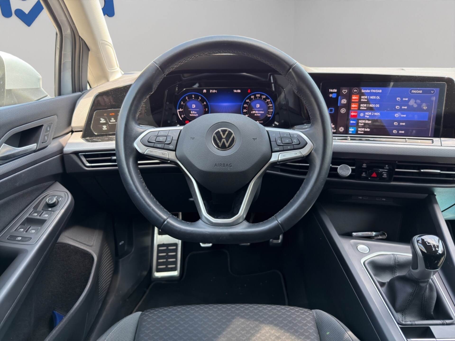 Volkswagen Golf Active