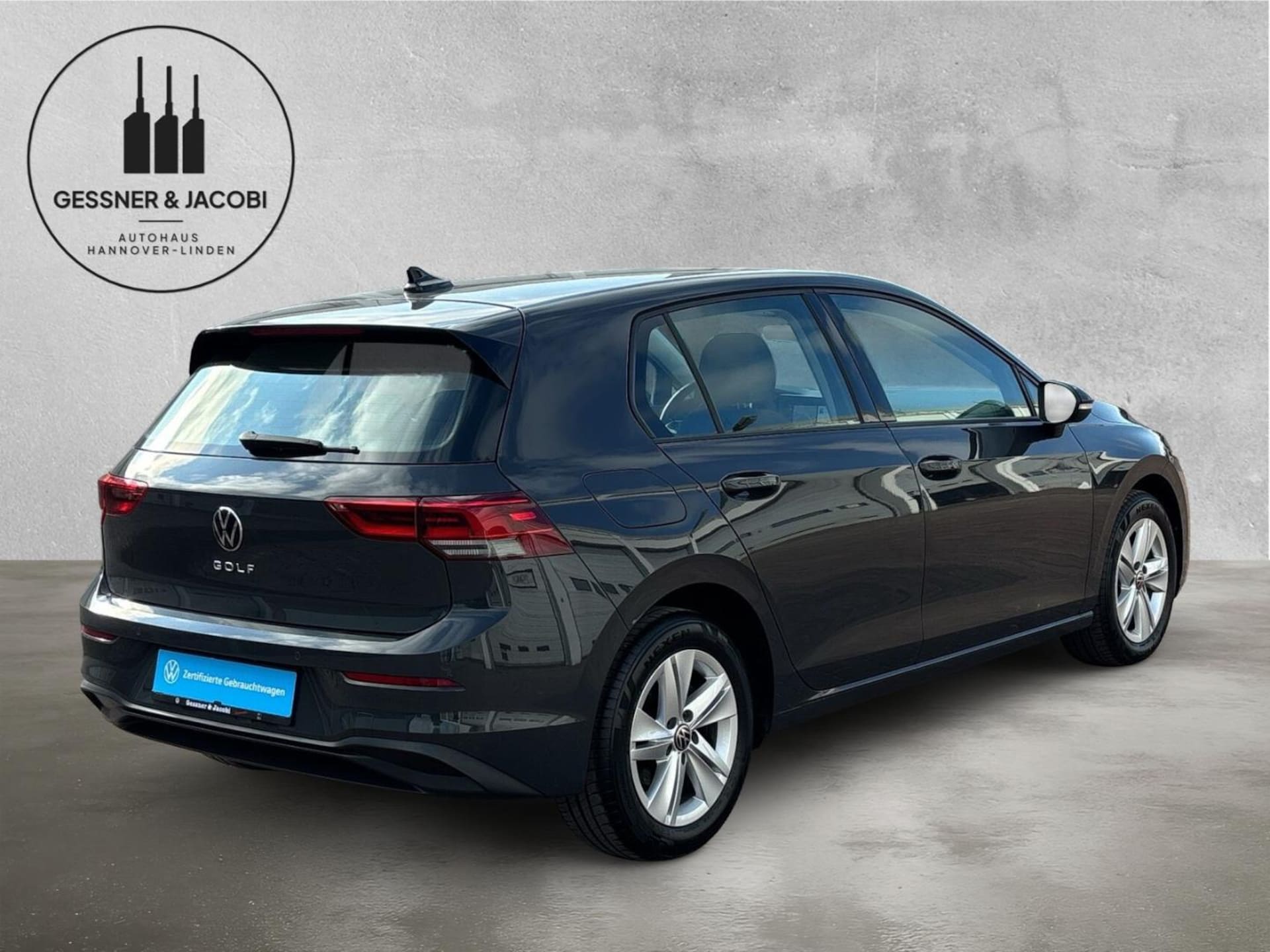 Volkswagen Golf Life