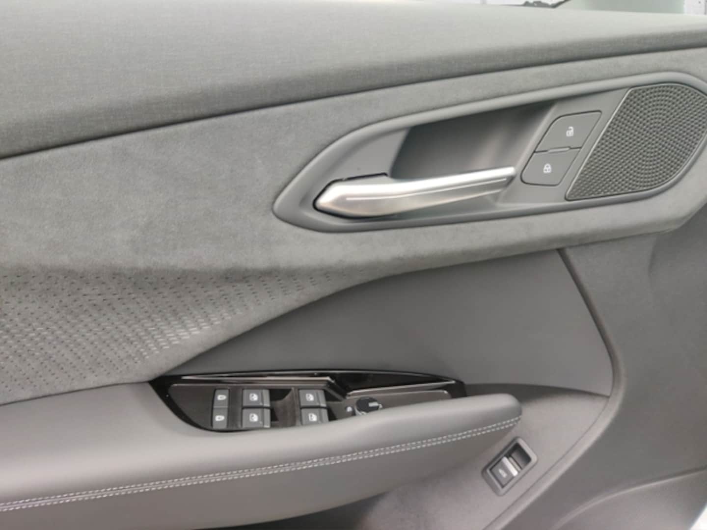 Bild über Audi Q3 SUV TFSI 110 kW S tronic - für weitere Informationen kontaktieren Sie den Audi Partner