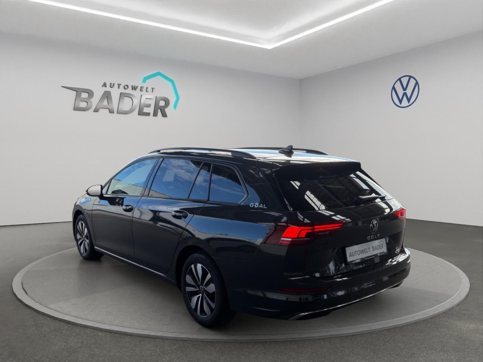 Volkswagen Golf Variant – Bild 4