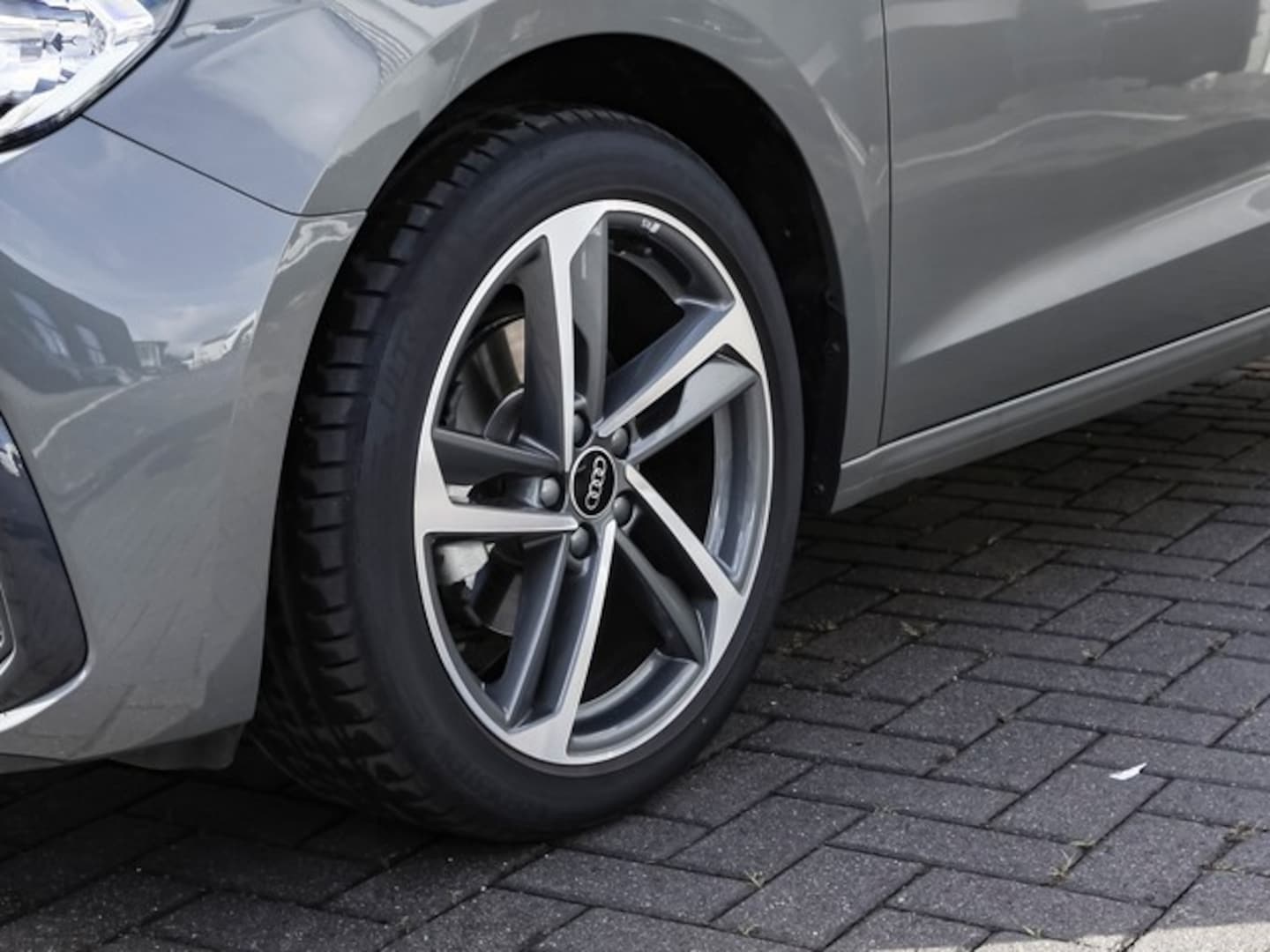 Bild über Audi A1 Sportback advanced 35 TFSI S tronic - für weitere Informationen kontaktieren Sie den Audi Partner