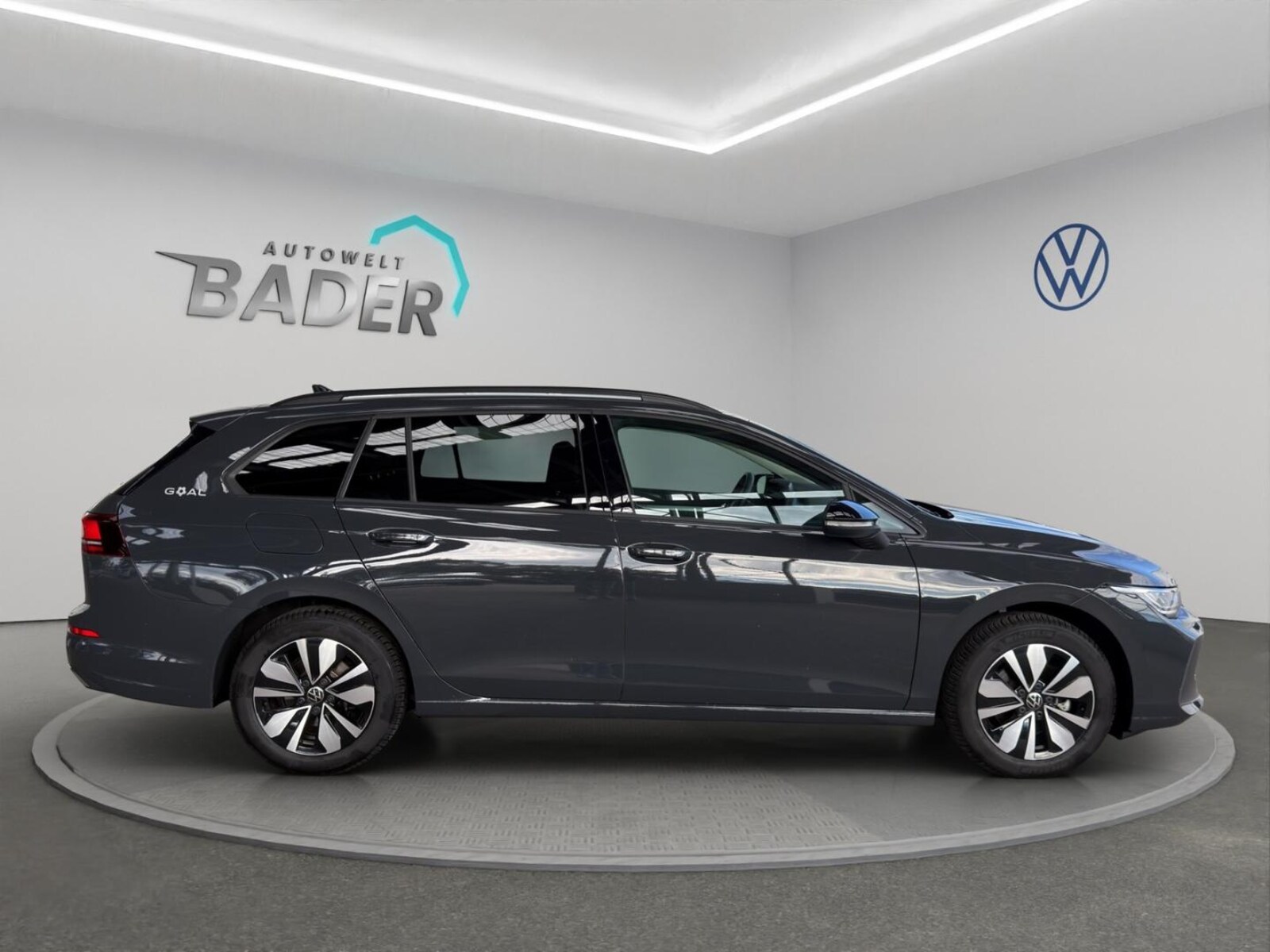 Volkswagen Golf Variant – Bild 7