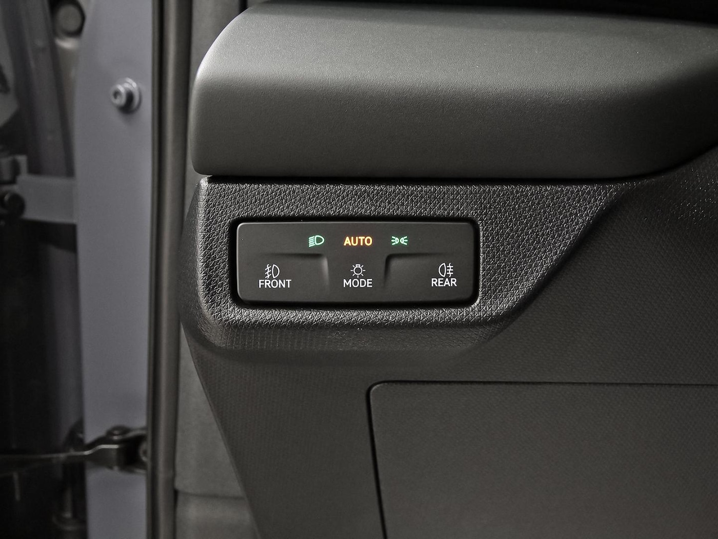 CUPRA Terramar 1.5 TSI e-Hybrid DSG 150 kW (204 CV) — photo 17