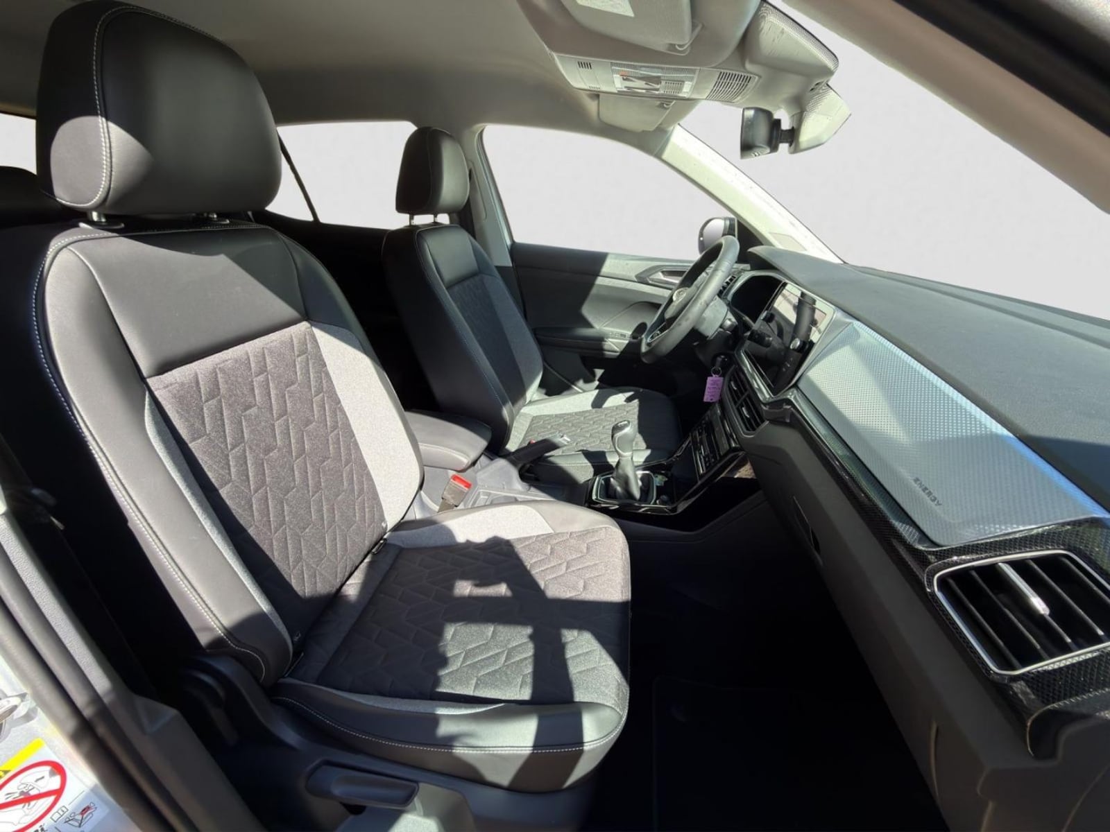 Volkswagen T-Cross – Bild 4