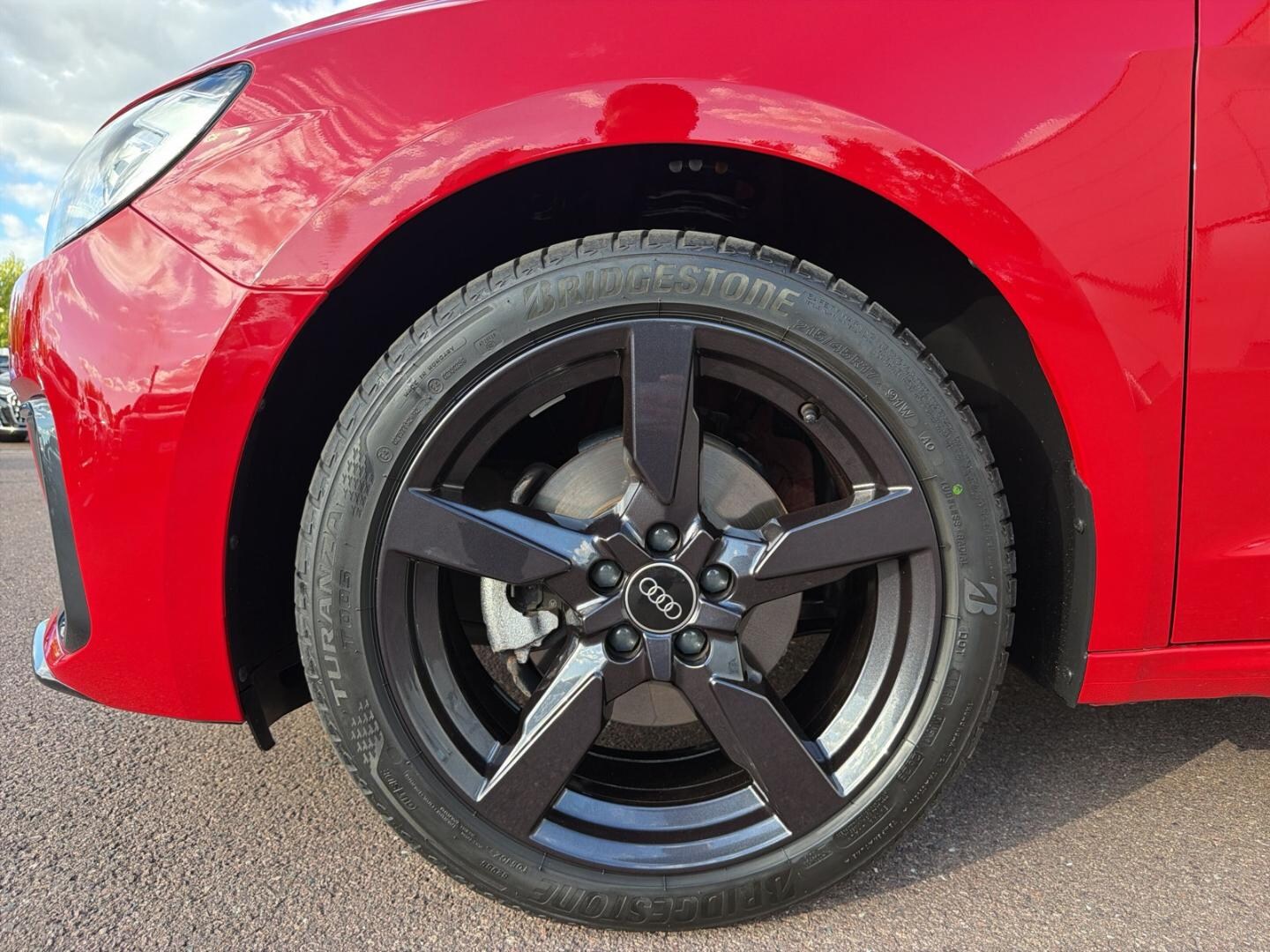 Bild über Audi A1 Sportback advanced 30 TFSI Schaltgetriebe - für weitere Informationen kontaktieren Sie den Audi Partner