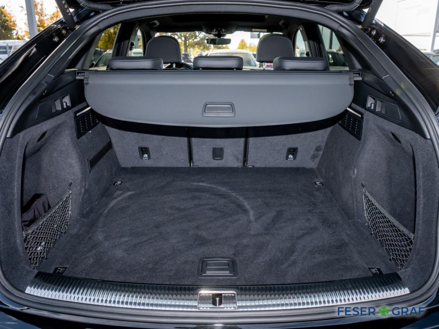 Bild über Audi Q5 Sportback 40 TFSI quattro S tronic - für weitere Informationen kontaktieren Sie den Audi Partner