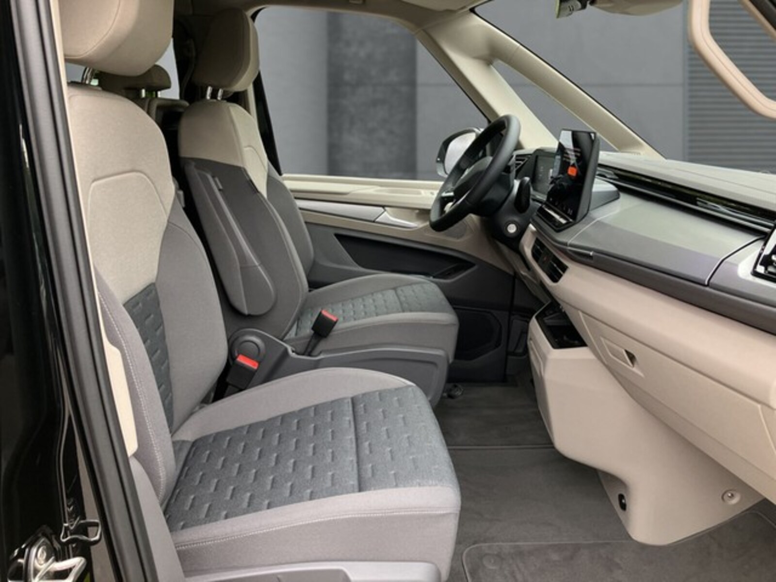 Volkswagen Multivan Langversion – Bild 13