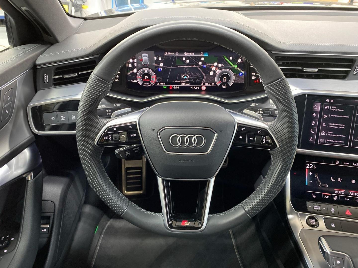 Bild über Audi A6 Avant S line 40 TDI quattro S tronic - für weitere Informationen kontaktieren Sie den Audi Partner