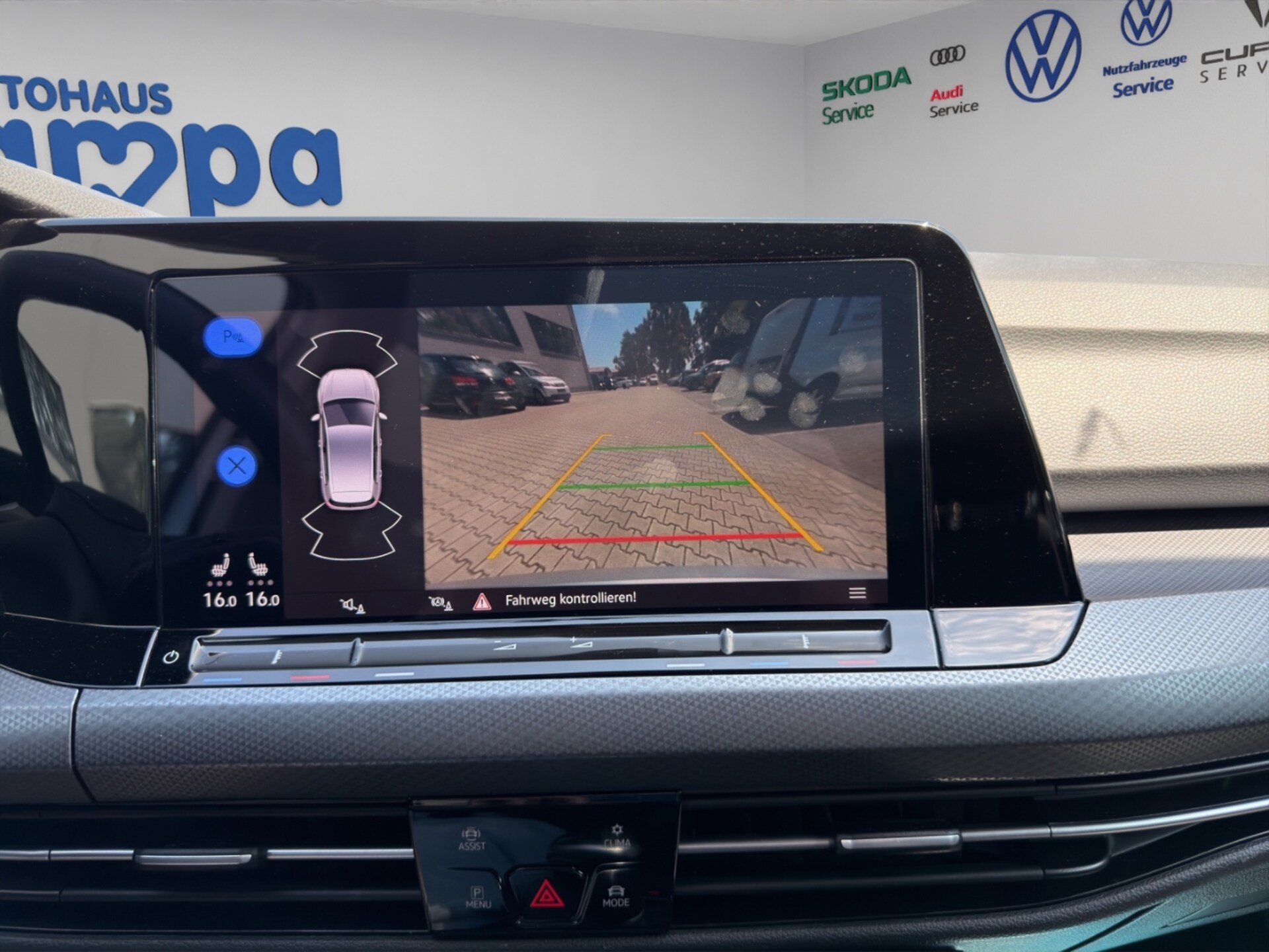Volkswagen Golf Active