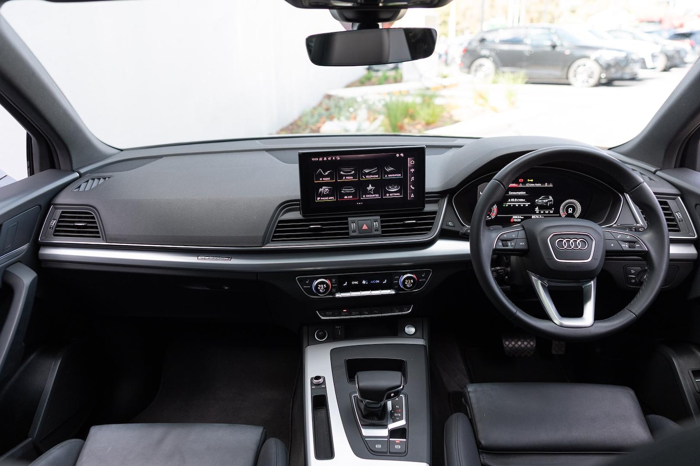 Image about Audi Q5 Sport 40 TDI quattro S tronic