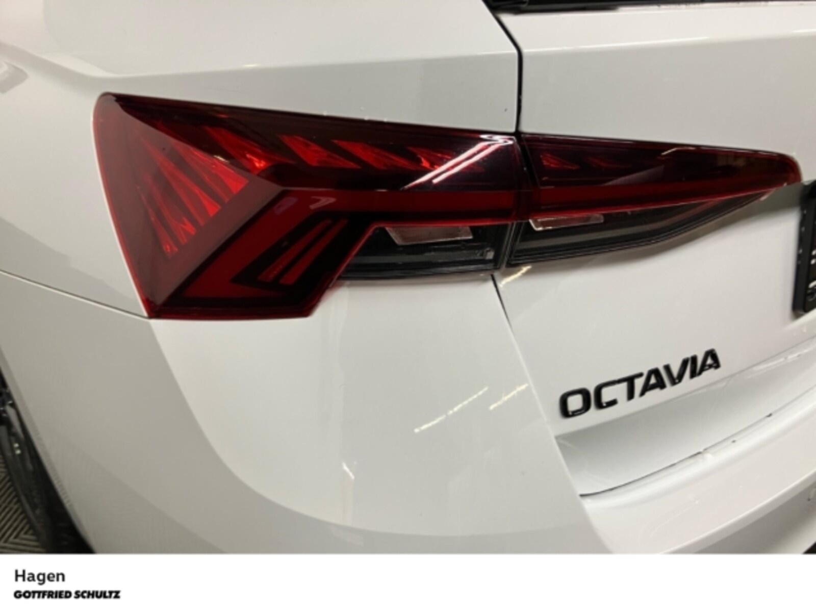 Škoda Octavia Combi – Bild 18