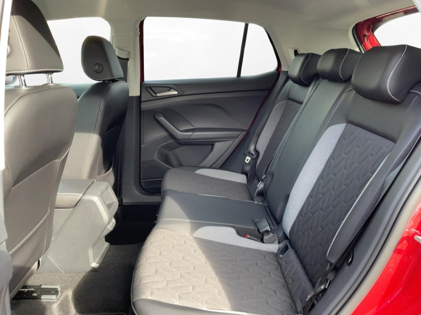 Volkswagen T-Cross – Bild 10