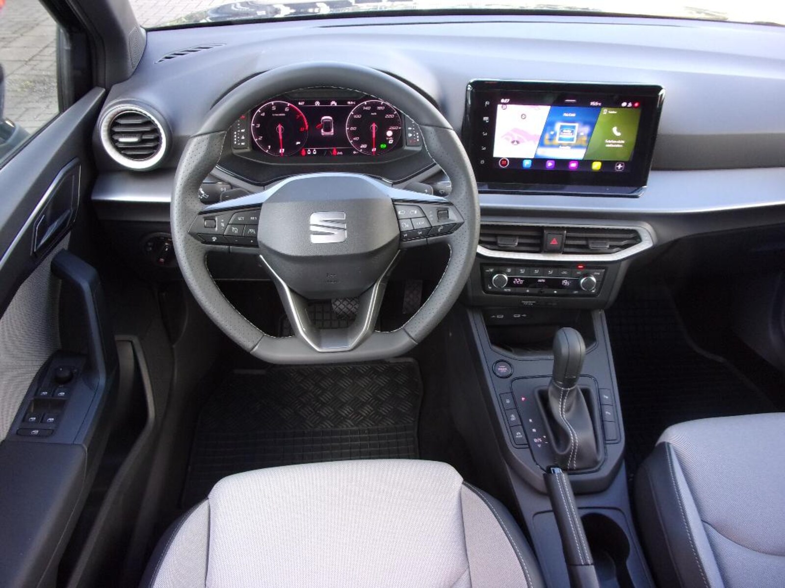 SEAT Arona – Bild 11