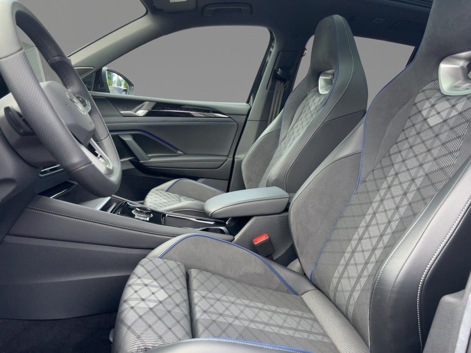 Volkswagen Tiguan – Bild 8