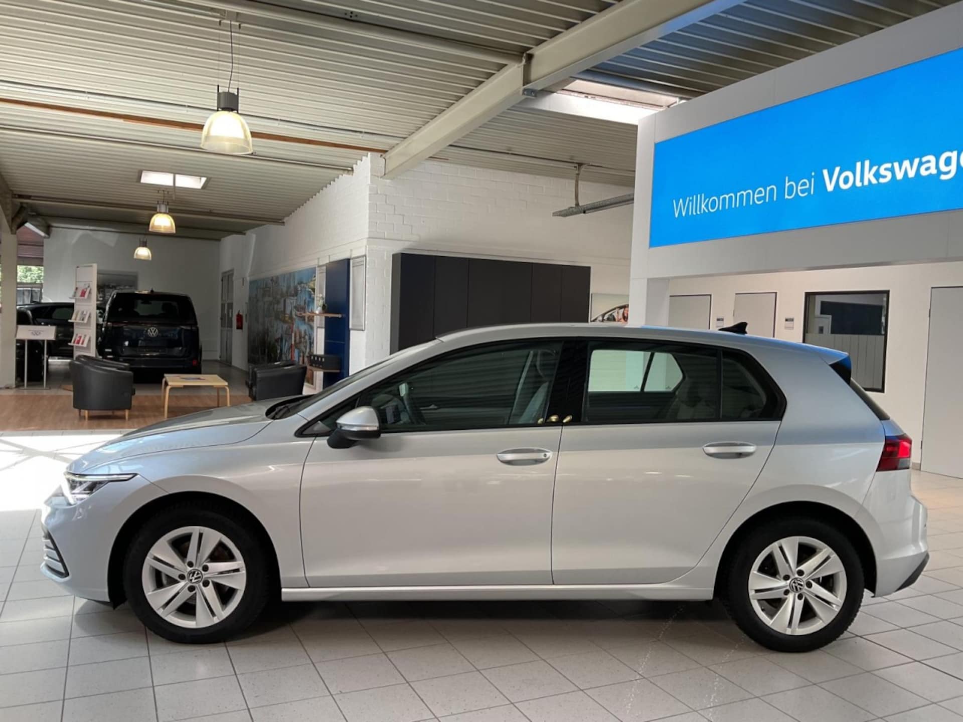 Volkswagen Golf Life