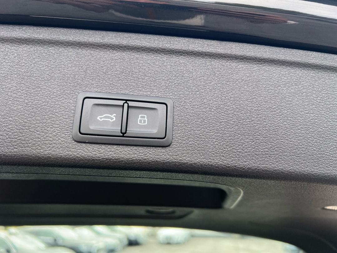 Image about Audi A4 Avant Avus 40 TDI 150 kW (204 ch) S tronic