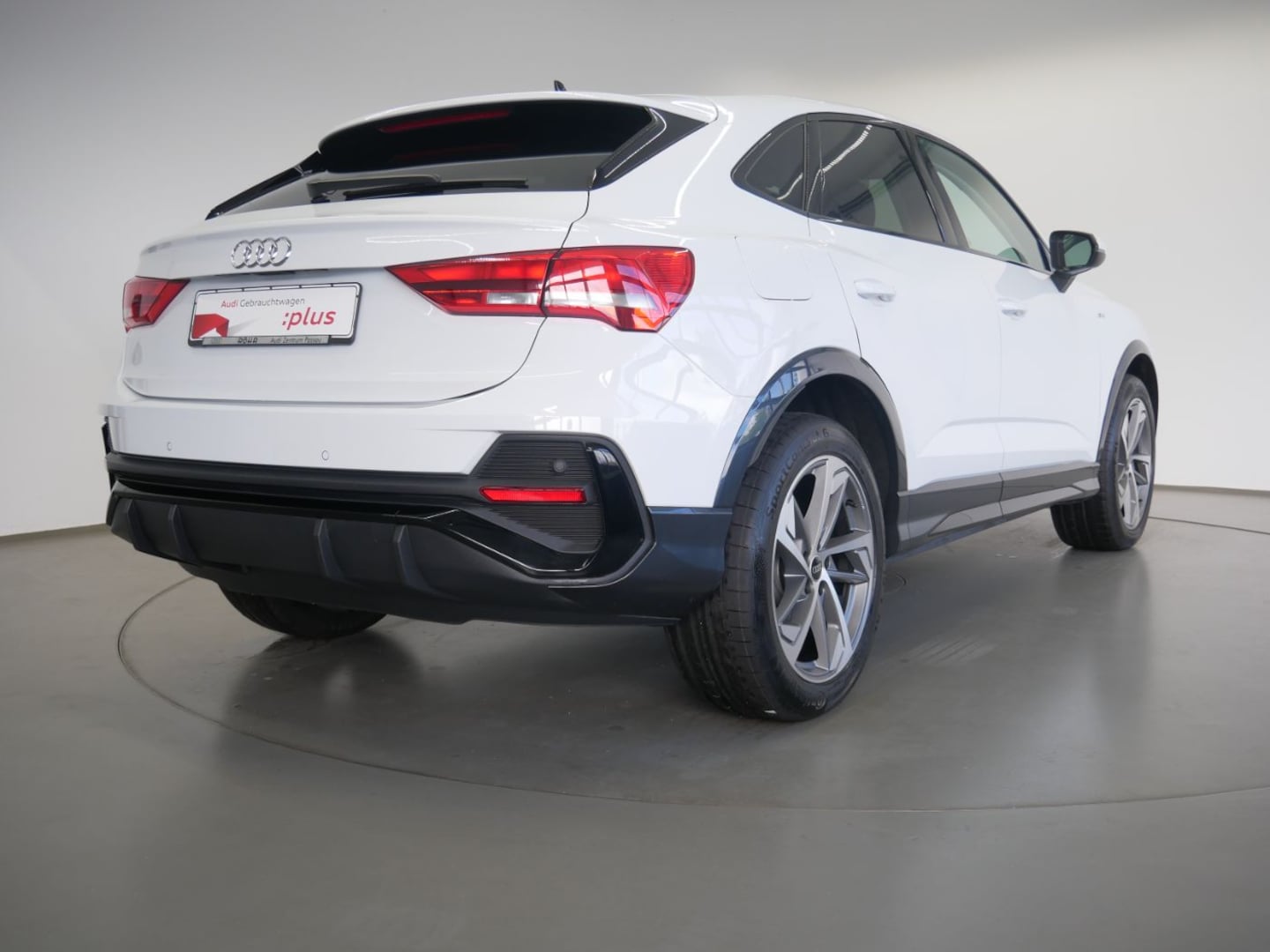 Bild über Audi Q3 Sportback TFSI 110 kW S tronic - für weitere Informationen kontaktieren Sie den Audi Partner