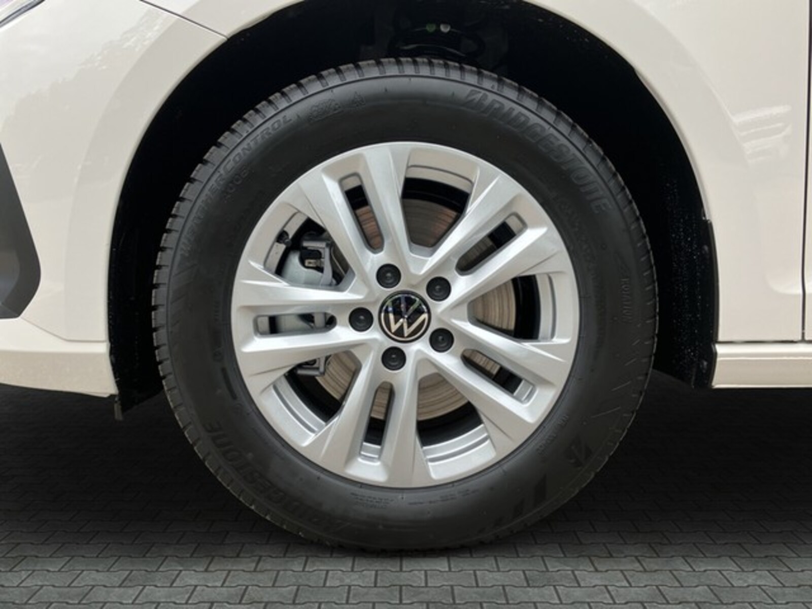 Volkswagen Caddy Kombi – Bild 8