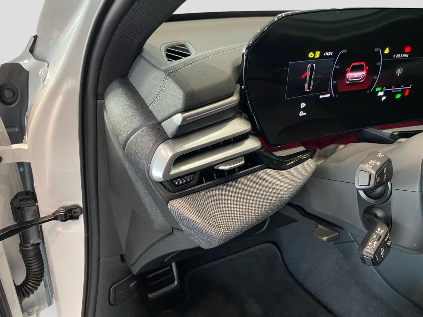 Bild über Audi A5 Avant TDI 150 kW S tronic - für weitere Informationen kontaktieren Sie den Audi Partner