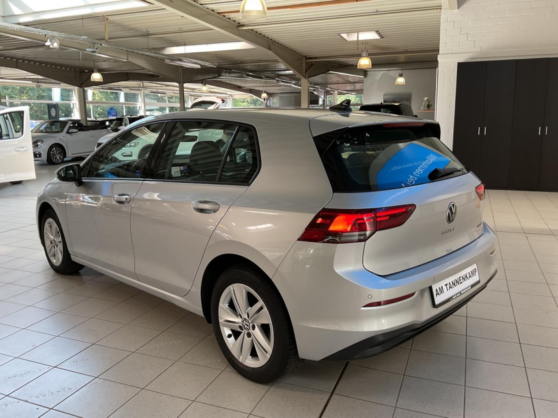Volkswagen Golf Life