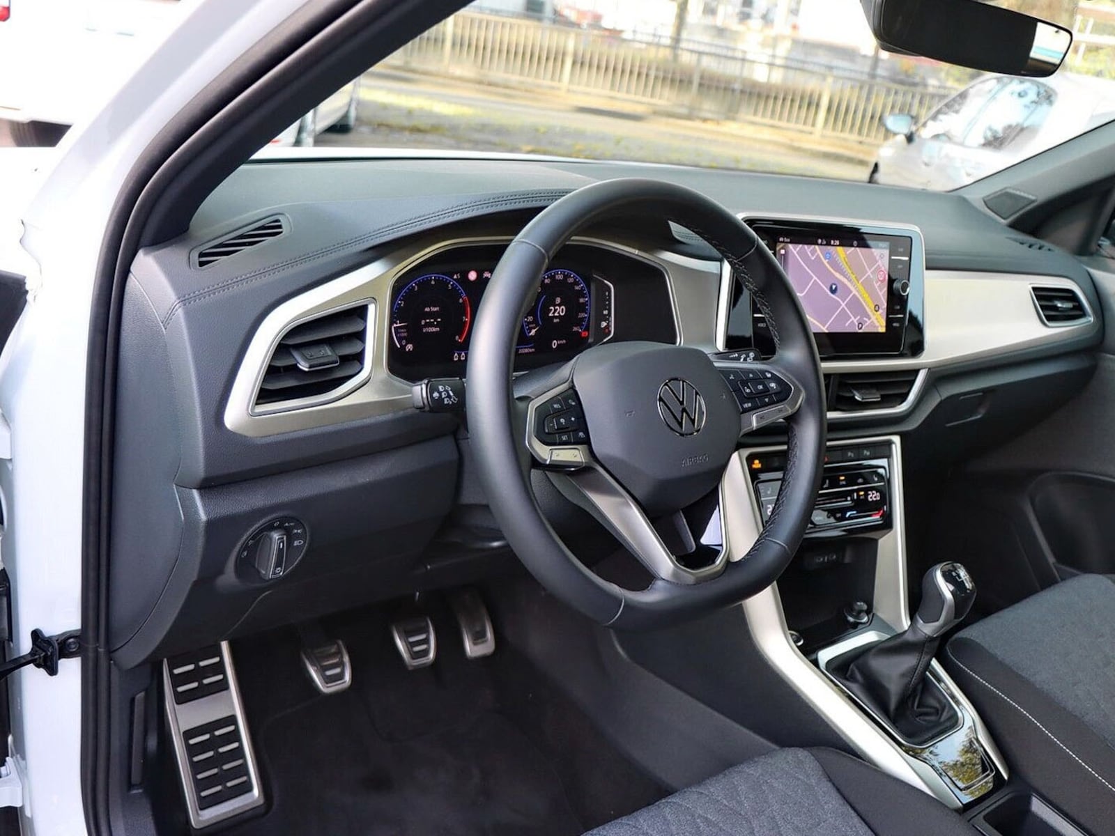 Volkswagen T-Roc – Bild 11