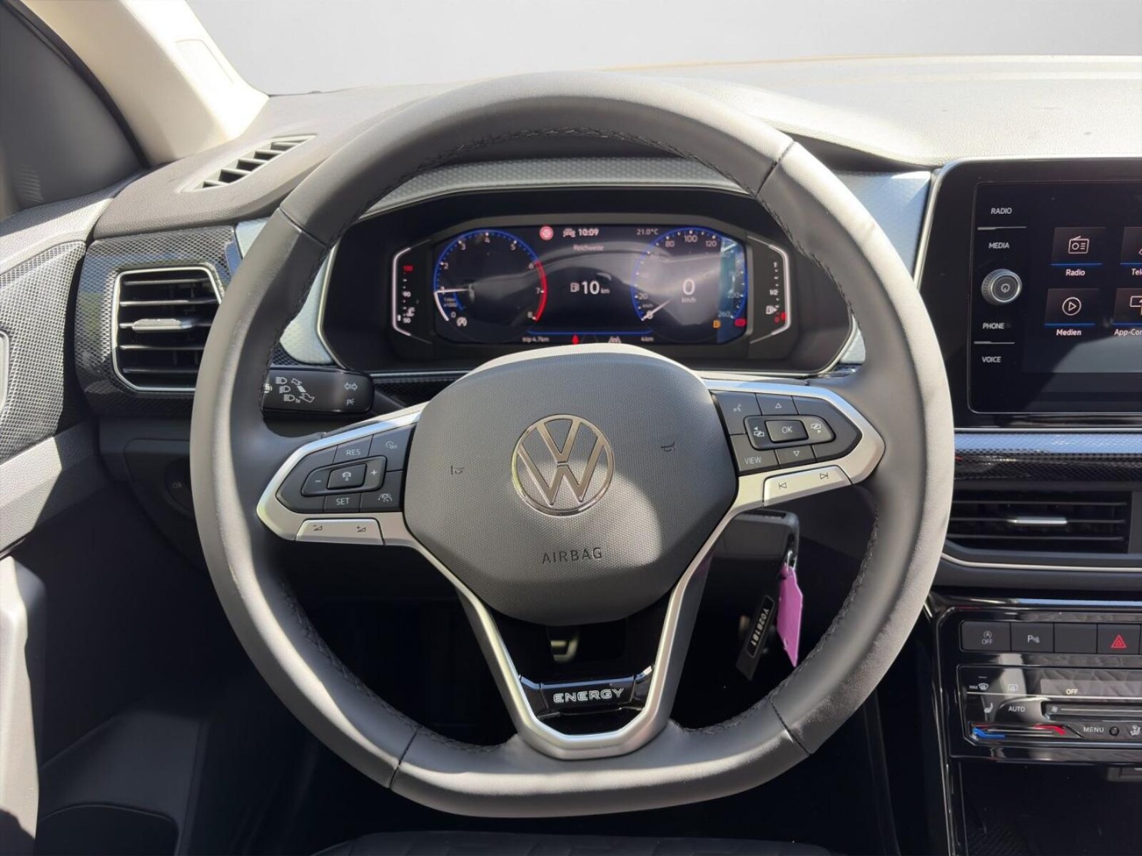 Volkswagen T-Cross – Bild 9