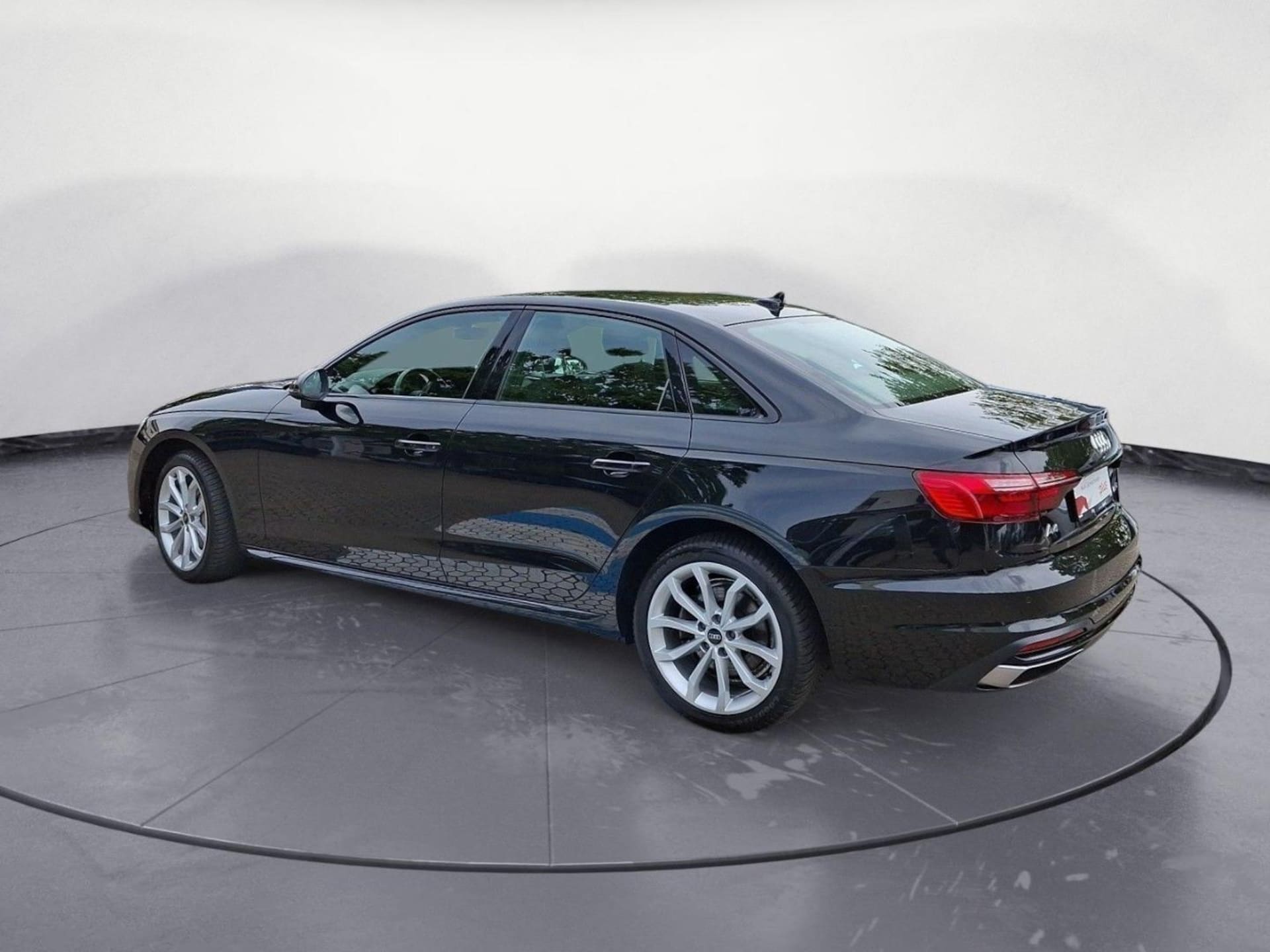 Audi A4 Limousine Advanced