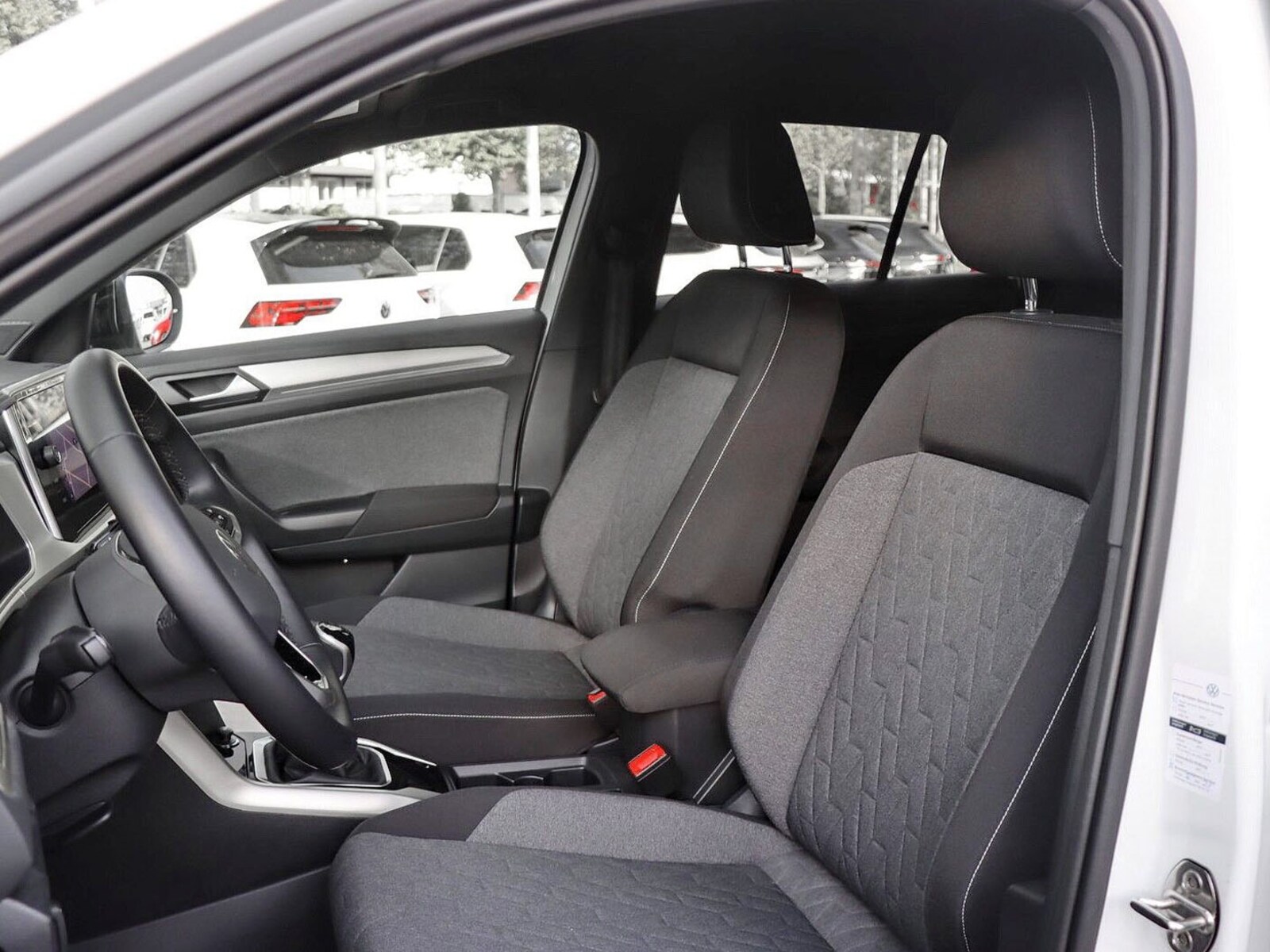 Volkswagen T-Roc – Bild 13