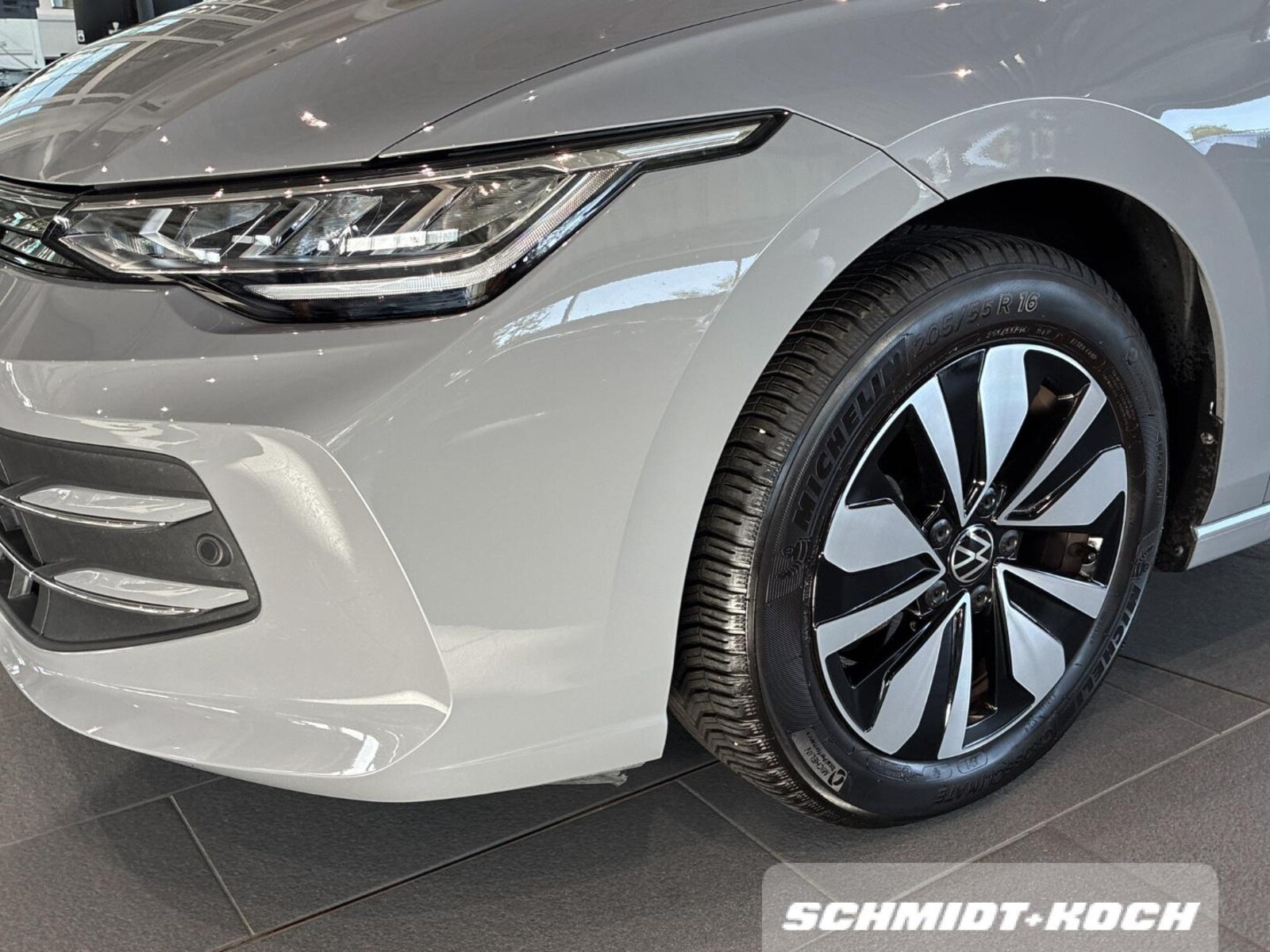 Volkswagen Golf Variant – Bild 4
