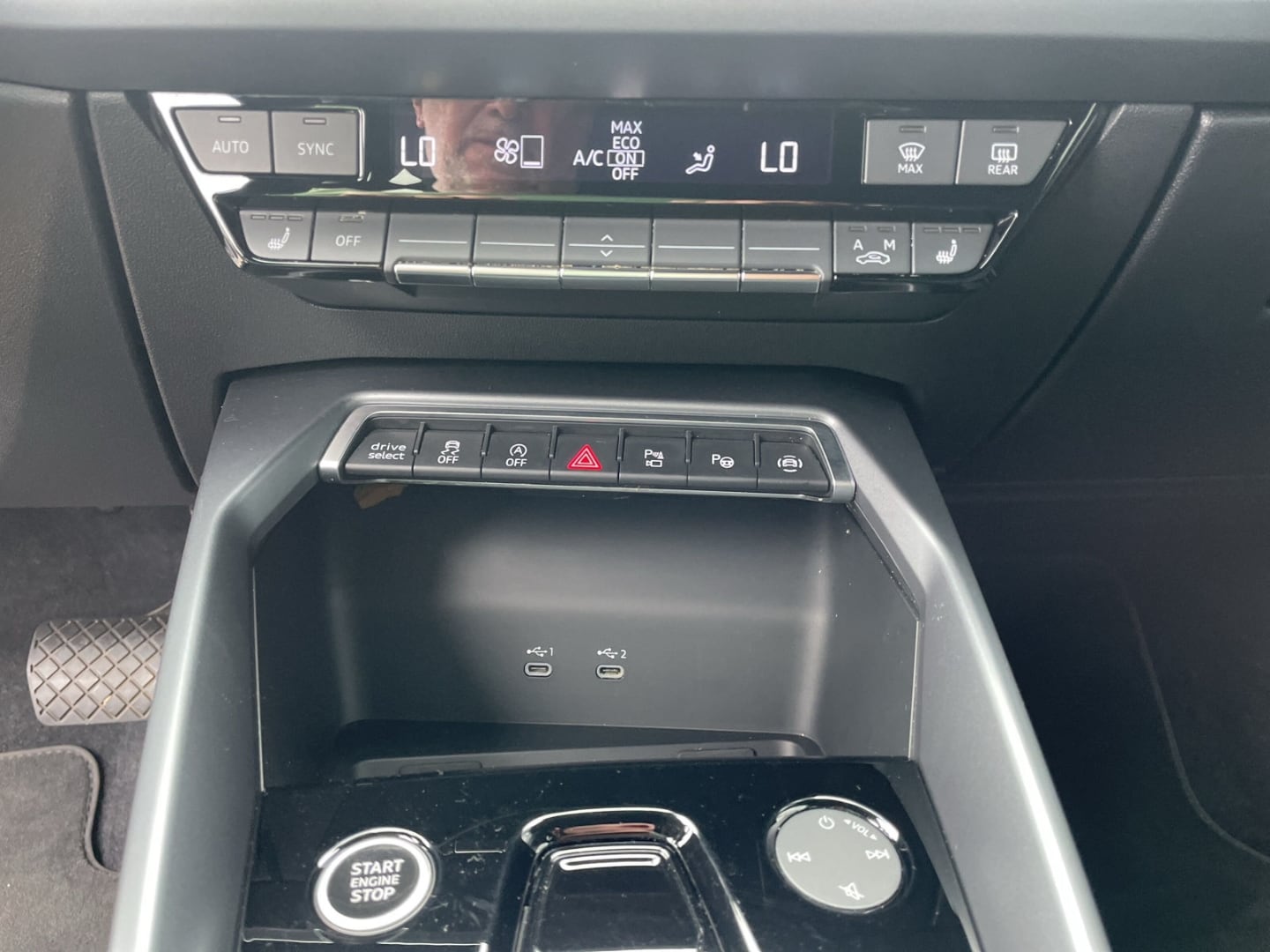 Bild über Audi A3 Sportback TFSI 110 kW S tronic - für weitere Informationen kontaktieren Sie den Audi Partner