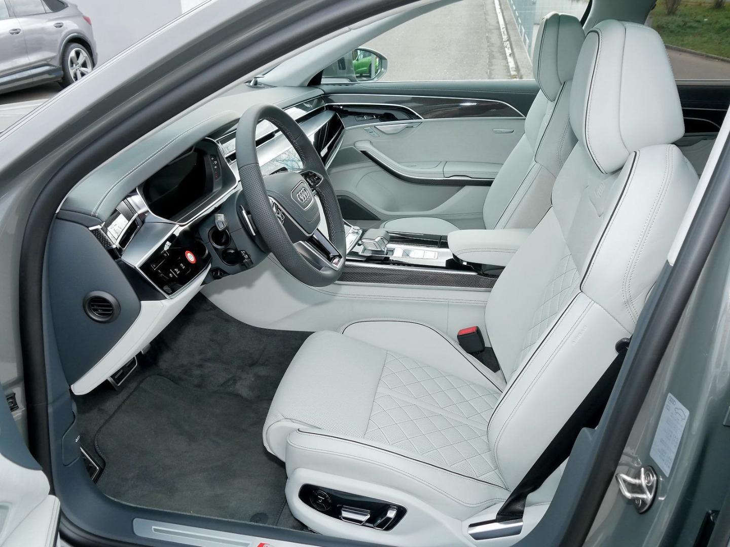 Image about Audi A8 TFSI e 60 TFSI e quattro tiptronic