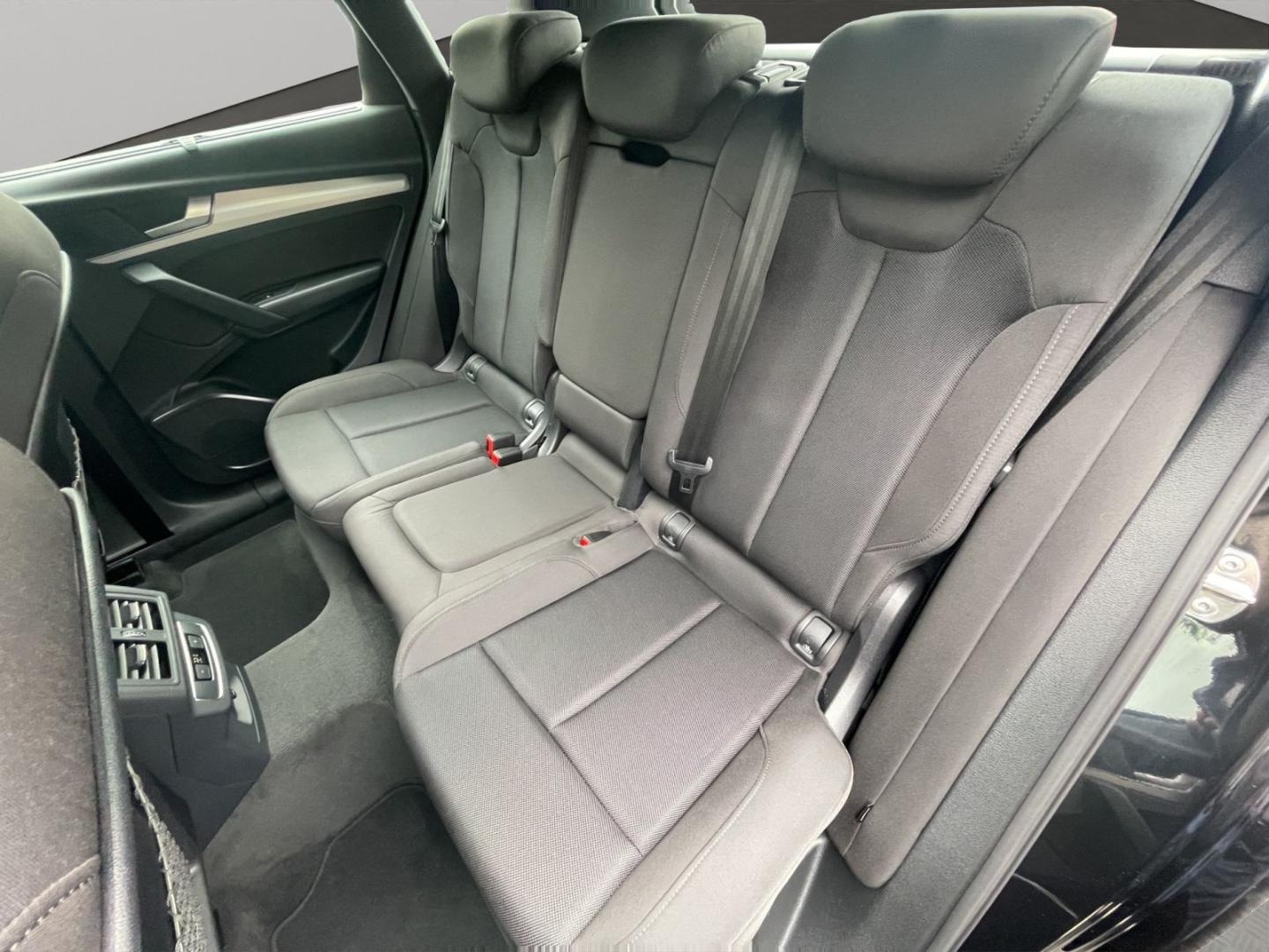 Bild über Audi Q5 40 TDI quattro 150 kW S tronic - für weitere Informationen kontaktieren Sie den Audi Partner