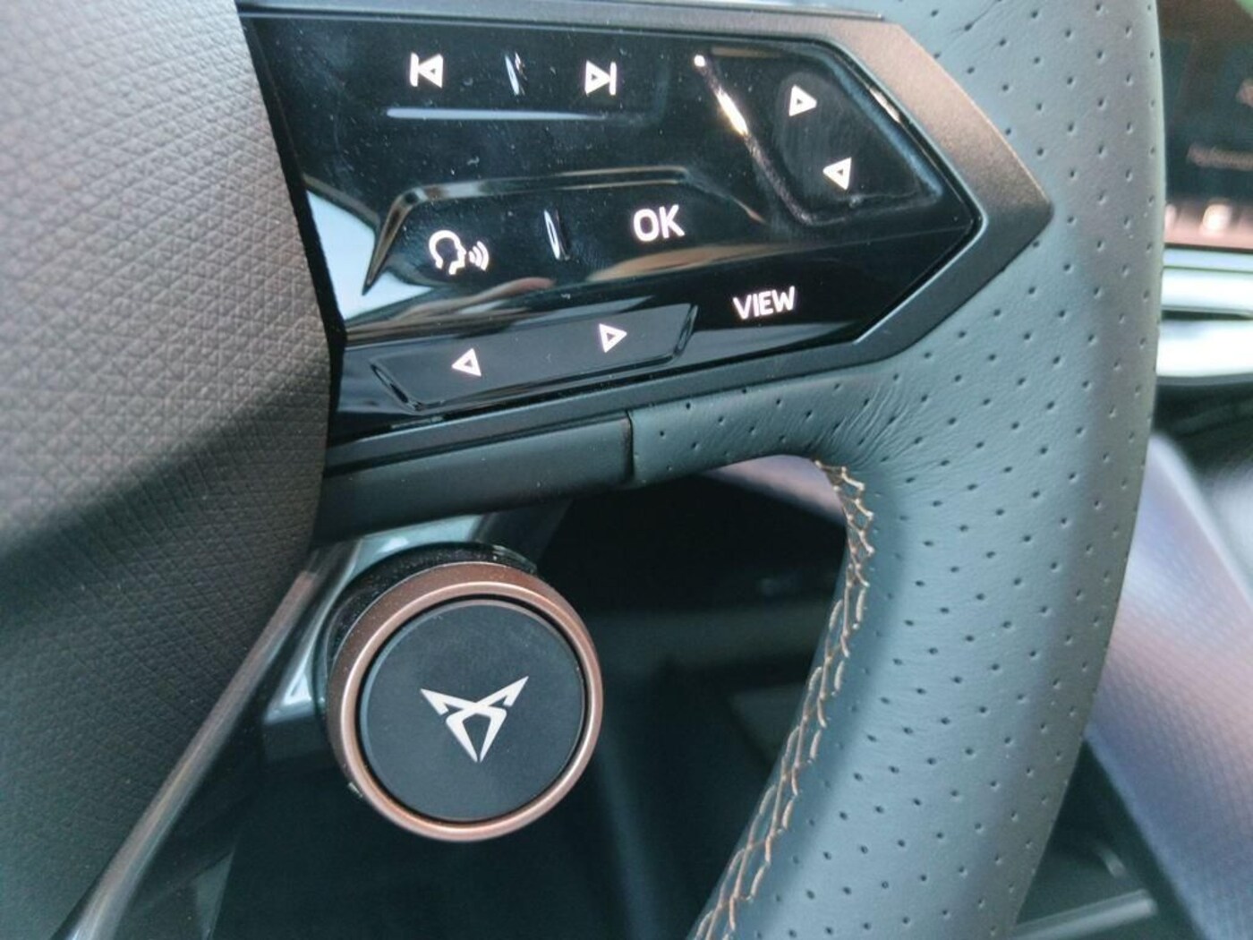 CUPRA Tavascan 77kWh Endurance First Edition 210 kW (286 CV) — photo 9