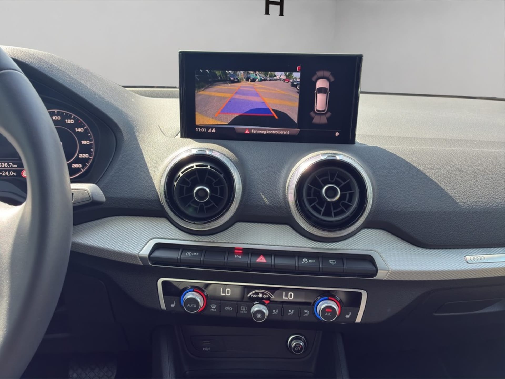 Audi Q2 S line
