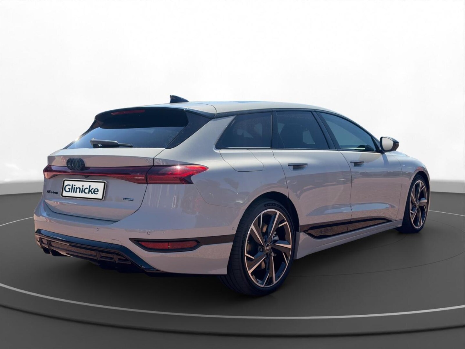 Audi A6 Avant e-tron – Bild 11