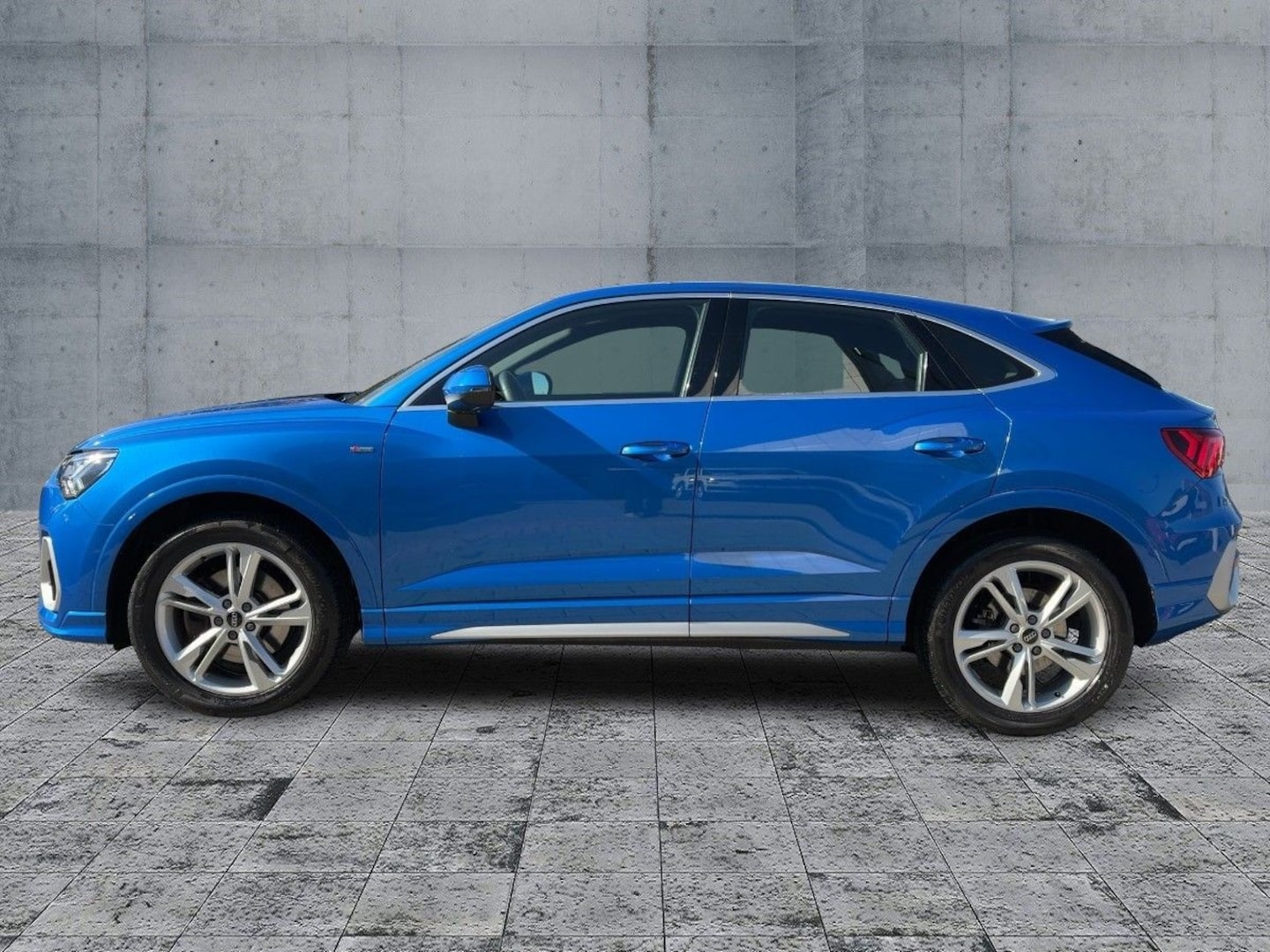 Bild über Audi Q3 Sportback S line 40 TFSI quattro S tronic - für weitere Informationen kontaktieren Sie den Audi Partner