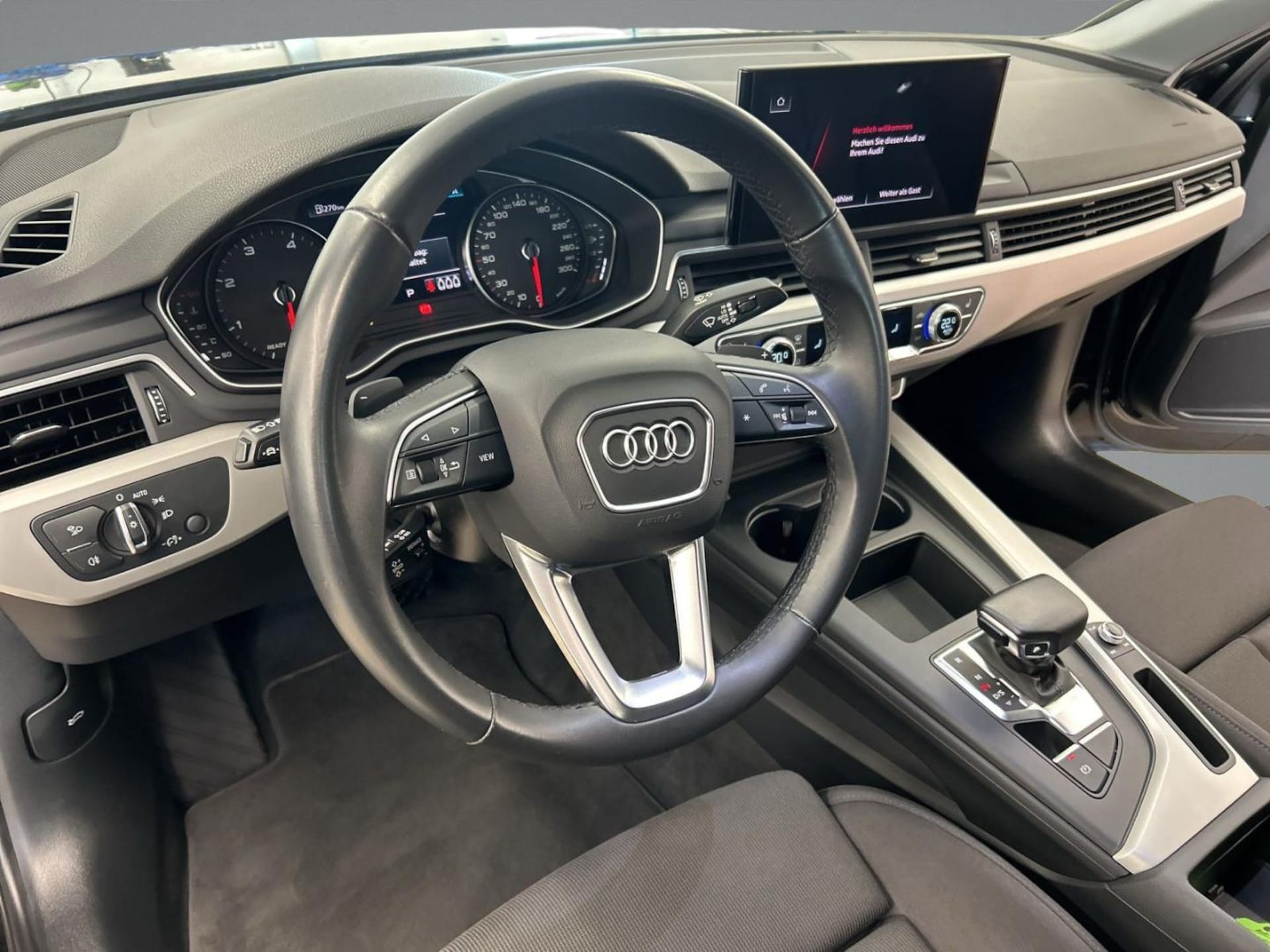 Audi A4 Limousine Advanced