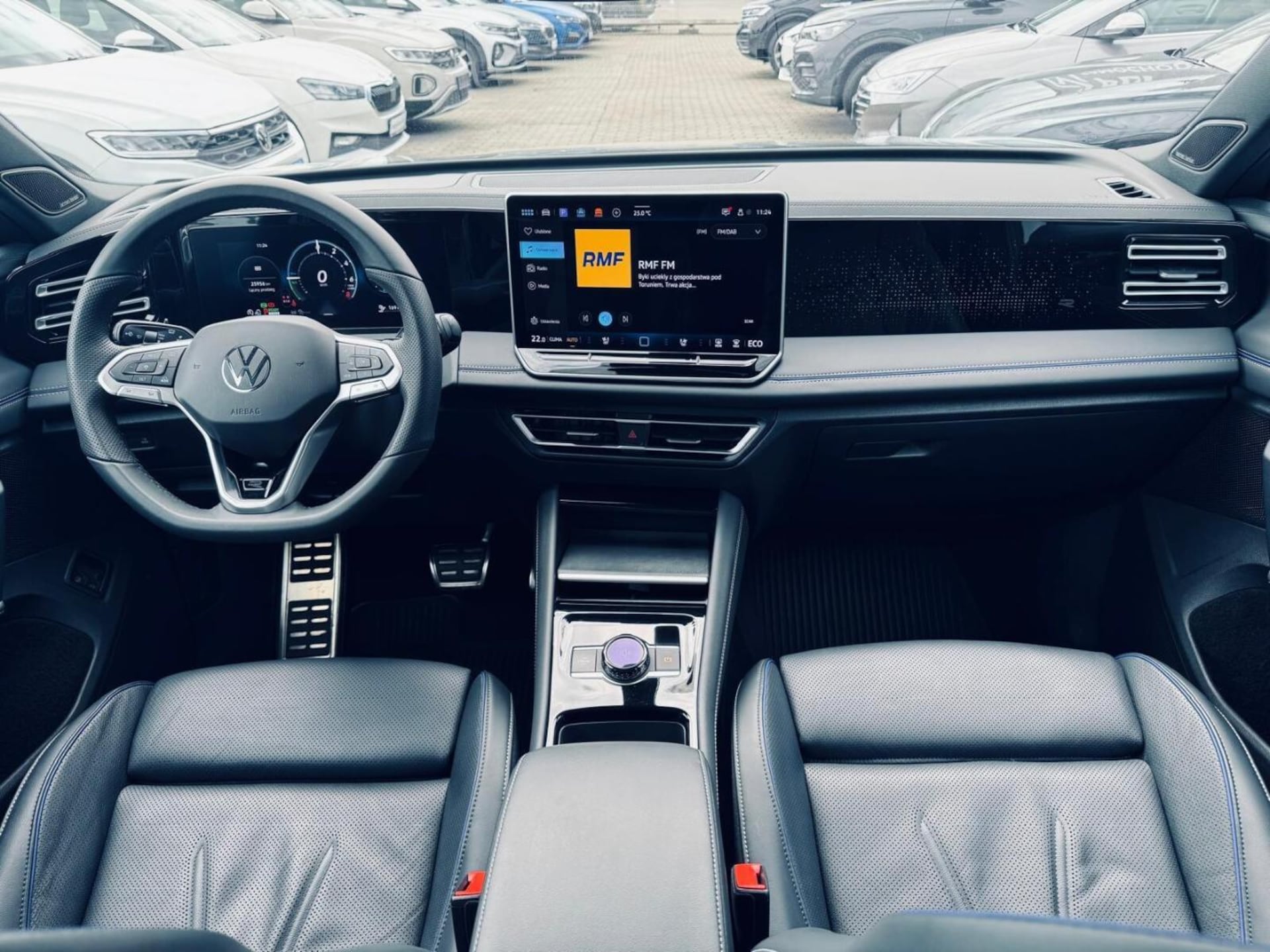 Volkswagen Tiguan R-Line Plus