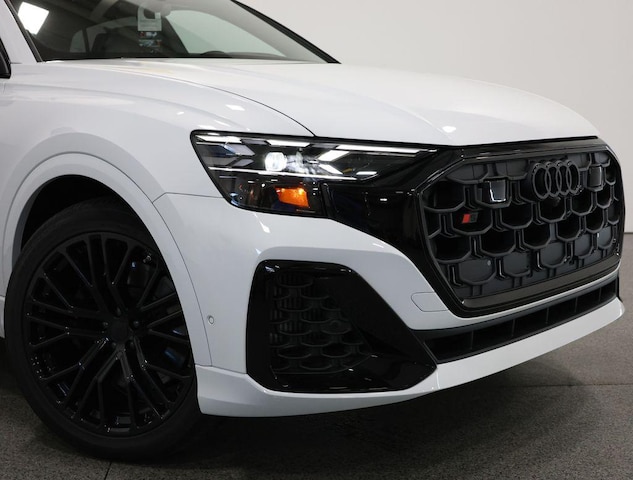 2026 Audi SQ8